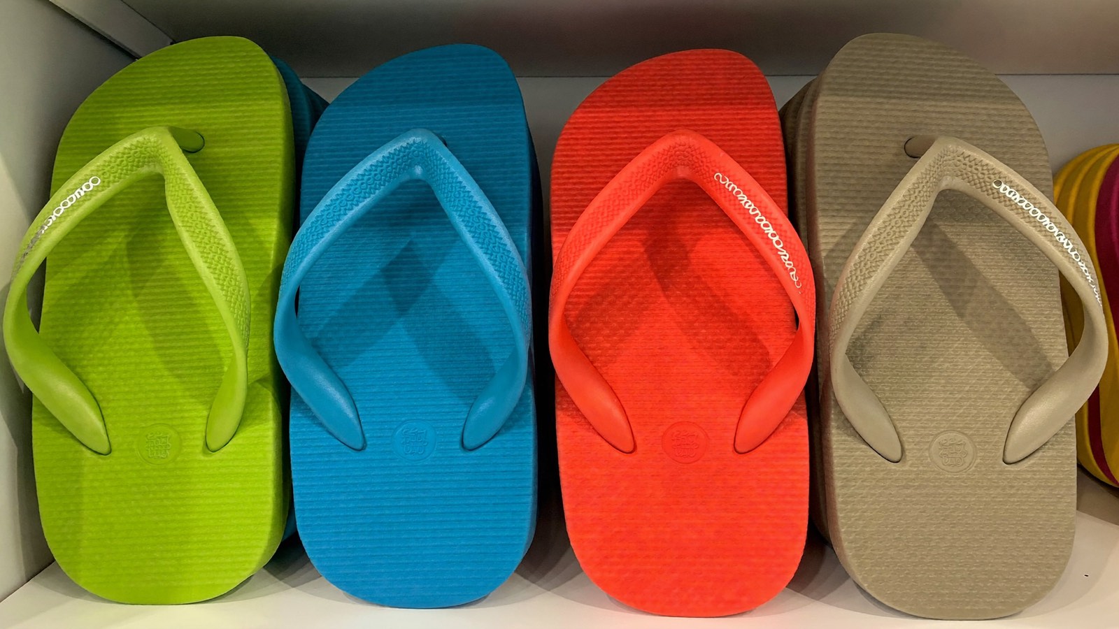 Ilustração do artigo: Franquia Havaianas: como funciona e o que saber antes de investir